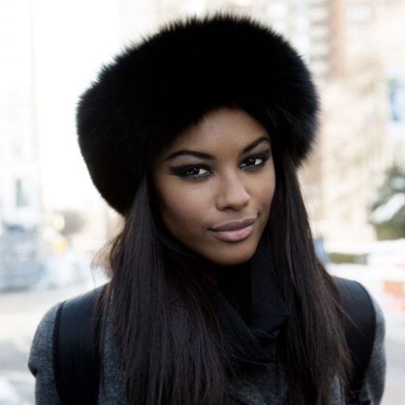 🖤 NEW lambskin and opossum fur hat - Picture 1 of 7